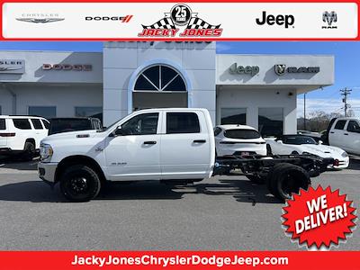 Used 2020 Ram 3500 - photo 1