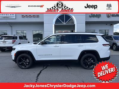 Used 2023 Jeep Grand Cherokee L Limited 4WD SUV for sale #U5423 - photo 1