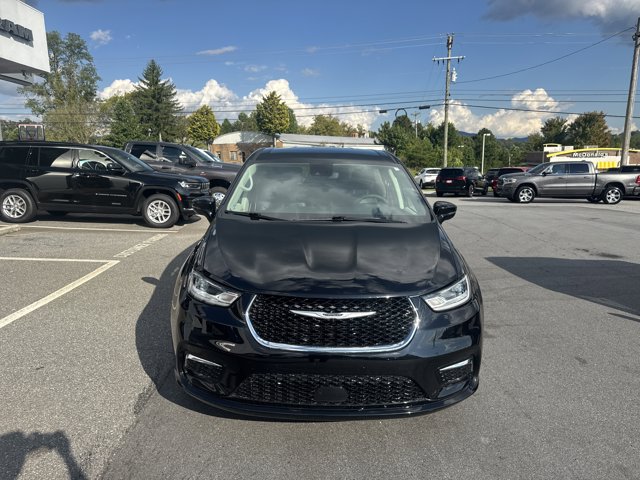 Used 2024 Chrysler Pacifica - photo 15