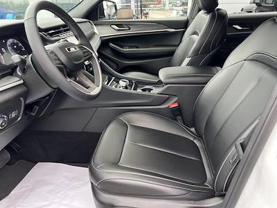 Used 2024 Jeep Grand Cherokee L Limited for sale #U5577 - photo 1