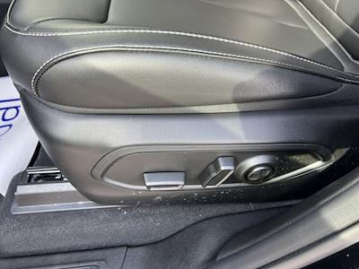 Used 2025 Jeep Grand Cherokee - photo 1