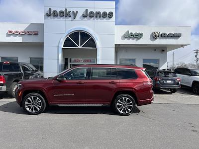 Used 2024 Jeep Grand Cherokee L - photo 1