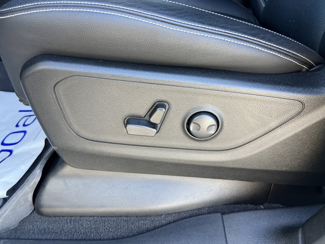 Used 2025 Ram 1500 - photo 24