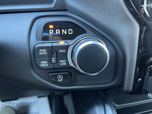 Used 2025 Ram 1500 - photo 30