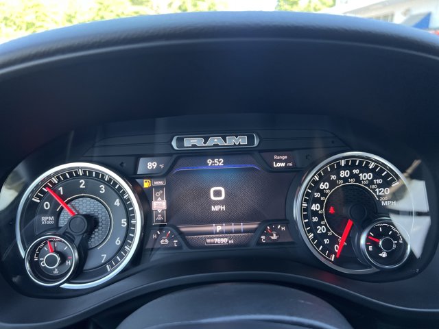 Used 2025 Ram 1500 - photo 35