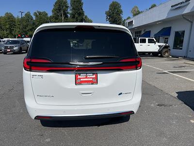 2024 Chrysler Pacifica FWD Minivan for sale #U5889 - photo 2