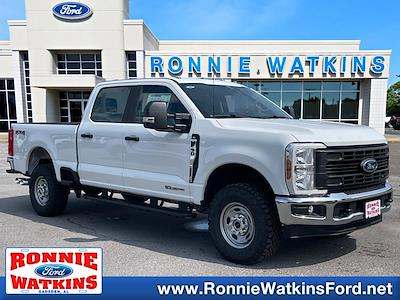 New 2025 Ford F-250 XL Crew Cab 4WD Pickup for sale #SED42512 - photo 1