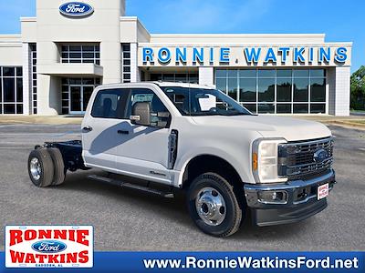 2026 Ford F-350 Crew Cab DRW 4WD Cab Chassis for sale #TEC49483 - photo 1