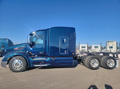 Used 2016 Peterbilt 579 6x4 Semi Truck for sale #0593482 - photo 2