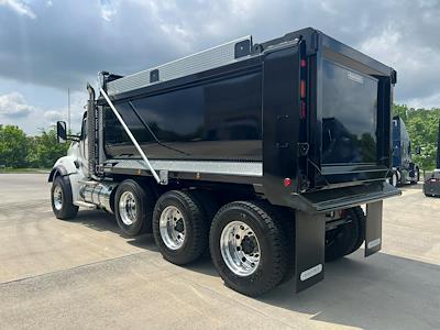 New 2026 Kenworth T880 Dump Truck for sale #0594796 - photo 2