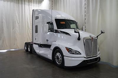 New 2026 Kenworth T680 Cummins ISX / X15 Semi Truck for sale #0595036 - photo 1