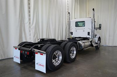 New 2026 Kenworth T880 Paccar MX/MX-13 Semi Truck for sale #0595237 - photo 2