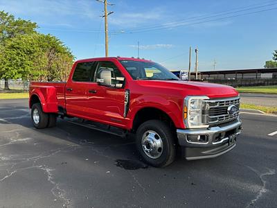 New 2025 Ford F-350 Crew Cab 4x4 DRW Pickup for sale #0595573 - photo 1