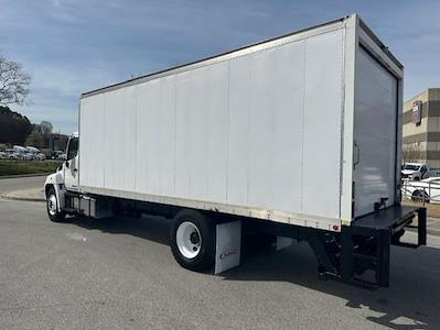 Used 2016 Hino 268A Single Cab Box Truck for sale #0596831 - photo 2