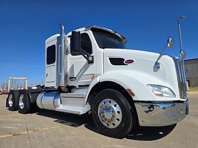 Used 2020 Peterbilt 579 6x4 Semi Truck for sale #0598382 - photo 1