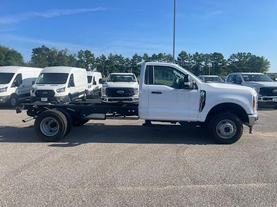 New 2025 Ford F-350 Regular Cab 4x4 Cab Chassis for sale #0598705 - photo 2
