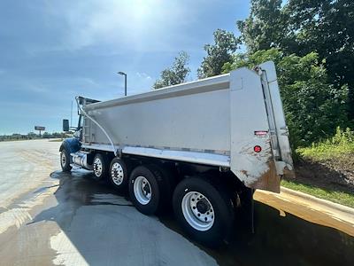 Used 2019 Kenworth T880 Dump Truck for sale #0602591 - photo 2