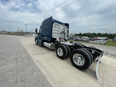 Used 2022 Peterbilt 579 Cummins ISX Semi Truck for sale #0604371 - photo 2