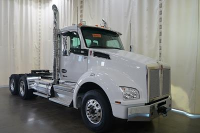 New 2026 Kenworth T880 Paccar MX/MX-13 Semi Truck for sale #0604565 - photo 1