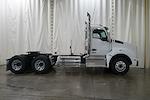 New 2026 Kenworth T880 Paccar MX/MX-13 Semi Truck for sale #0604690 - photo 6