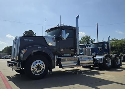 New 2026 Kenworth W990 Cummins ISX / X15 Semi Truck for sale #0605383 - photo 2