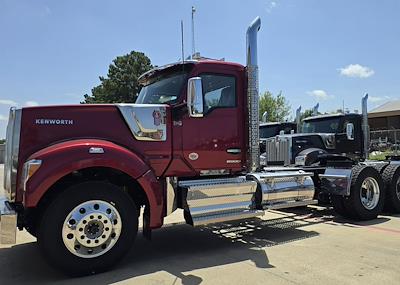 New 2026 Kenworth W990 Cummins ISX / X15 Semi Truck for sale #0605554 - photo 2