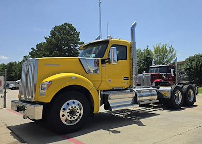 New 2026 Kenworth W990 Cummins ISX / X15 Semi Truck for sale #0605725 - photo 2