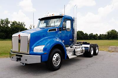 New 2026 Kenworth T880 Paccar MX/MX-13 Semi Truck for sale #0605887 - photo 1
