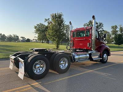 New 2026 Kenworth T880 Paccar MX/MX-13 Semi Truck for sale #0606025 - photo 2