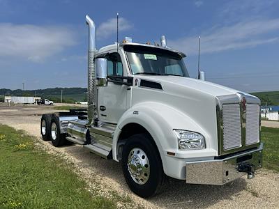 New 2026 Kenworth T880 Paccar MX/MX-13 Semi Truck for sale #0606110 - photo 1