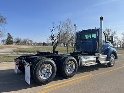 New 2026 Kenworth T880 Paccar MX/MX-13 Semi Truck for sale #0606508 - photo 2