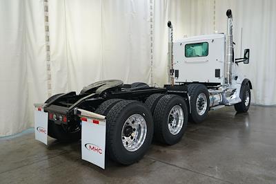 New 2026 Kenworth T880 Cummins ISX / X15 Semi Truck for sale #0606755 - photo 2