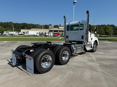 New 2026 Kenworth T880 Paccar MX/MX-13 Semi Truck for sale #0607332 - photo 2