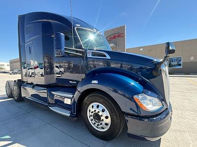 Used 2021 Kenworth T680 Paccar MX/MX-13 Semi Truck for sale #0607939 - photo 1