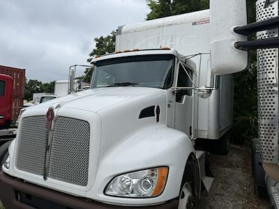 Used 2022 Kenworth T280 Box Truck for sale #0608495 - photo 2