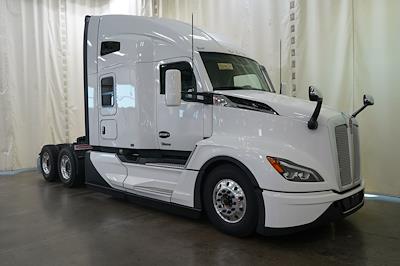 New 2026 Kenworth T680 Paccar MX/MX-13 Semi Truck for sale #0609011 - photo 1