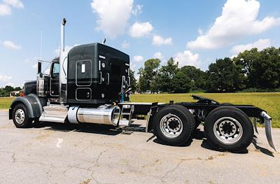 New 2026 Kenworth W900 Cummins GX Semi Truck for sale #0609057 - photo 2