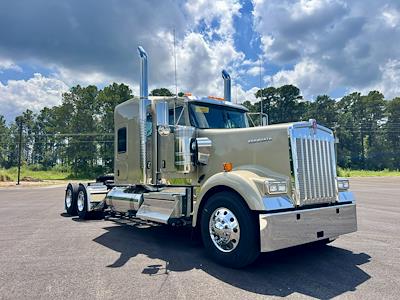 New 2026 Kenworth W900 Cummins GX Semi Truck for sale #0609537 - photo 1