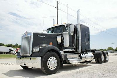 Used 2025 Kenworth W900 Cummins GX Semi Truck for sale #0611002 - photo 1