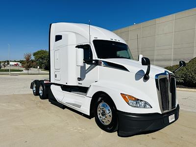 Used 2024 Kenworth T680 Cummins ISX / X15 Semi Truck for sale #0611868 - photo 1