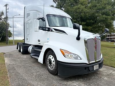 Used 2023 Kenworth T680 Cummins ISX / X15 Semi Truck for sale #0612088 - photo 1