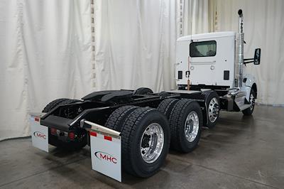 New 2026 Kenworth T880 Cummins ISX / X15 Semi Truck for sale #0612823 - photo 2