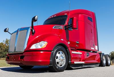 Used 2022 Kenworth T680 Cummins ISX / X15 Semi Truck for sale #0612878 - photo 1