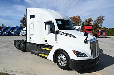 Used 2023 Kenworth T680 Cummins ISX / X15 Semi Truck for sale #0612895 - photo 1