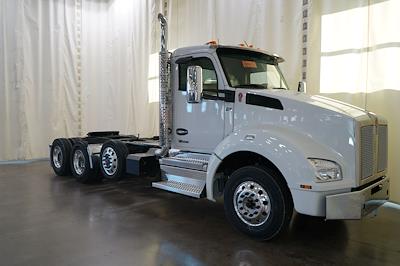 New 2026 Kenworth T880 Cummins ISX / X15 Semi Truck for sale #0613070 - photo 1