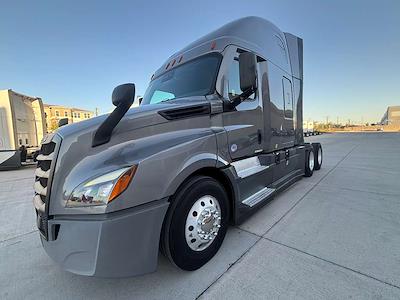 Used 2021 Freightliner Cascadia Detroit Diesel DD15 Semi Truck with Sleeper Cab for sale #0613478 - photo 2