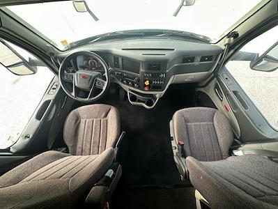 Used 2023 Peterbilt 579 Cummins ISX Semi Truck for sale #0613617 - photo 2