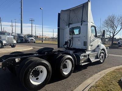 Used 2022 Kenworth T680 Paccar MX/MX-13 Semi Truck for sale #0613680 - photo 2