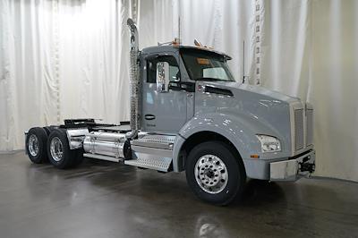 New 2026 Kenworth T880 Cummins ISX / X15 Semi Truck for sale #0613892 - photo 1