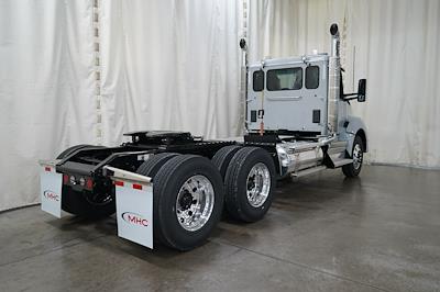 New 2026 Kenworth T880 Cummins ISX / X15 Semi Truck for sale #0613892 - photo 2